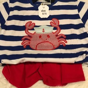 Crab Shirt with red shorts